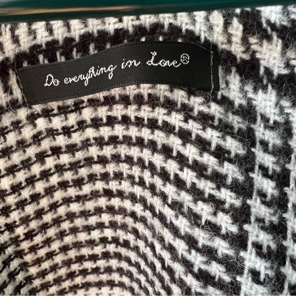 Do Everything in Love Women's Knit Plaid Check Kimono Cardigan Sweater one size - Picture 3 of 6